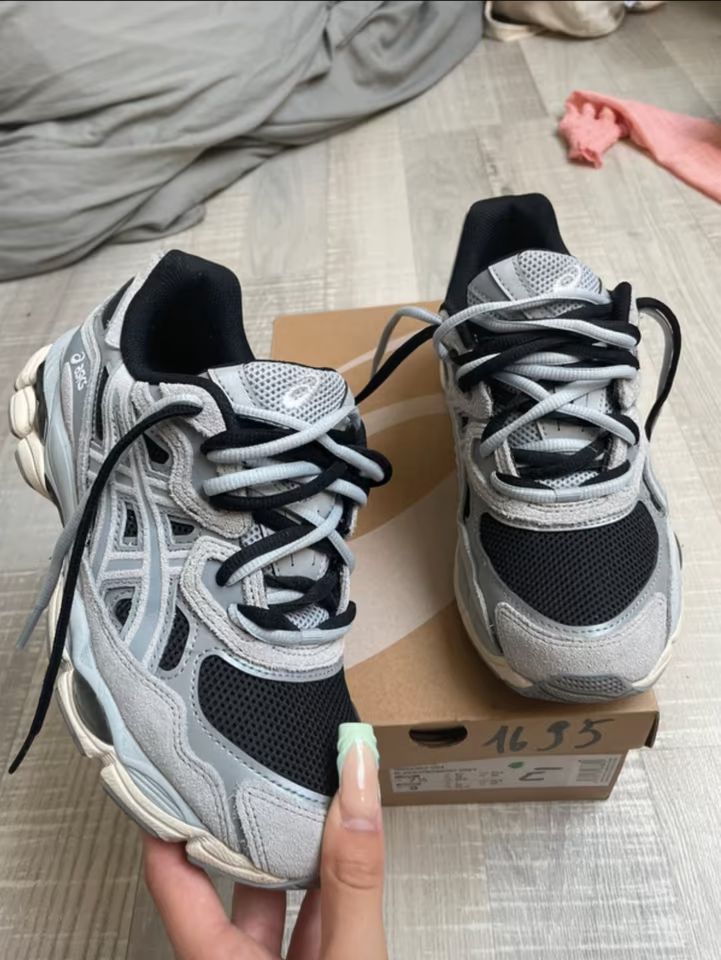ASICS GEL