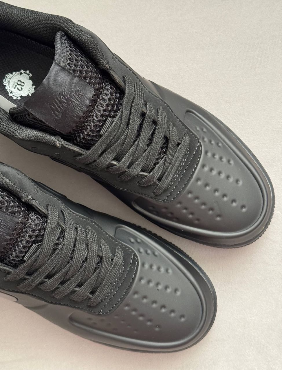 NIKE AIR FORCE