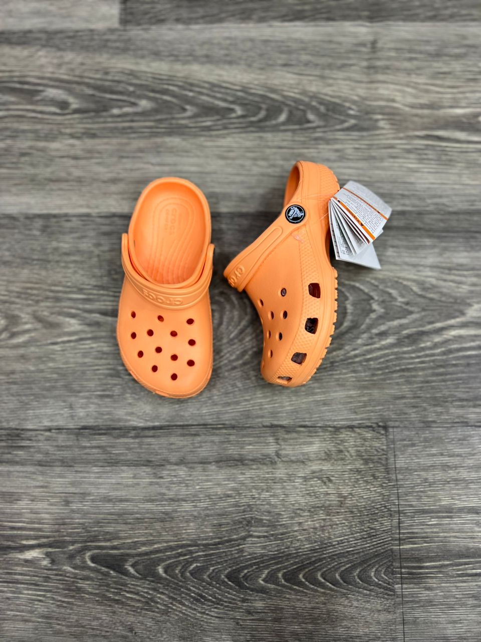 CROCS