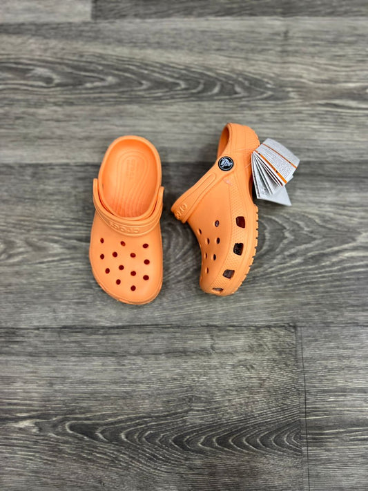 CROCS