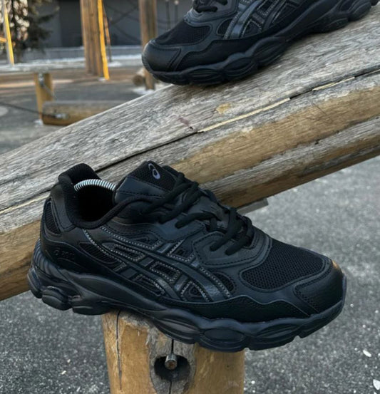 Asics Gel-Kayano – Édition Triple Black